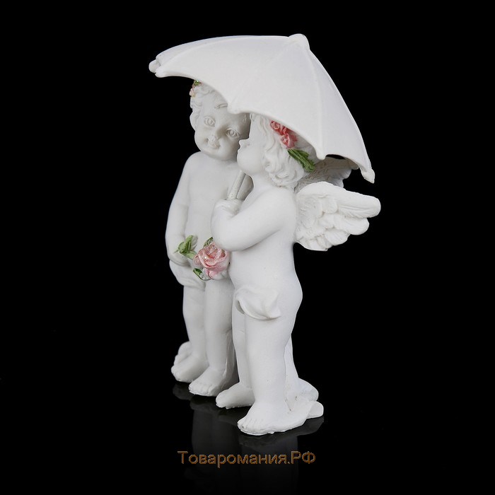 Сувенир полистоун "Ангелочки под зонтиком в розовых веночках" 8,5х6,7х6,5 см