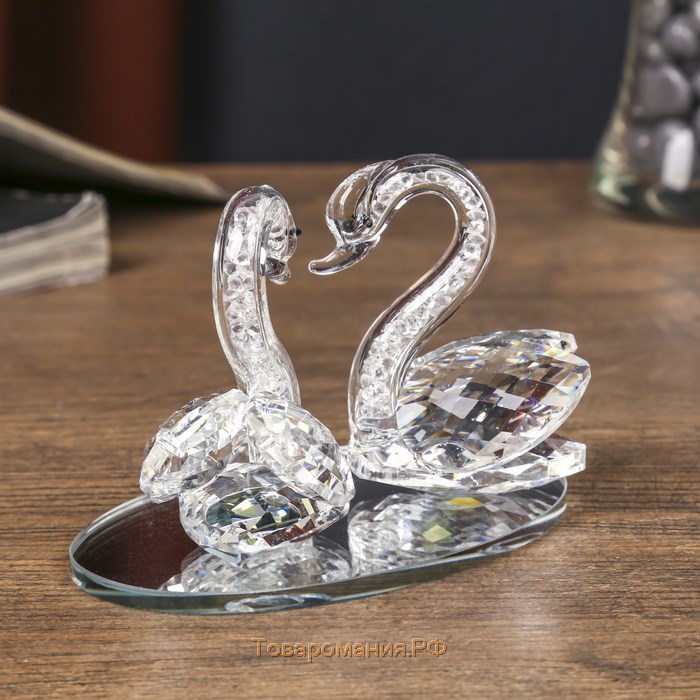 Сувенир стекло "Лебеди со стразой" бисер 11х7х7 см