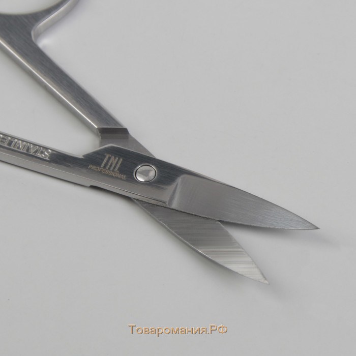 Ножницы маникюрные, загнутые, широкие, 8,5 см, на блистере, цвет серебристый