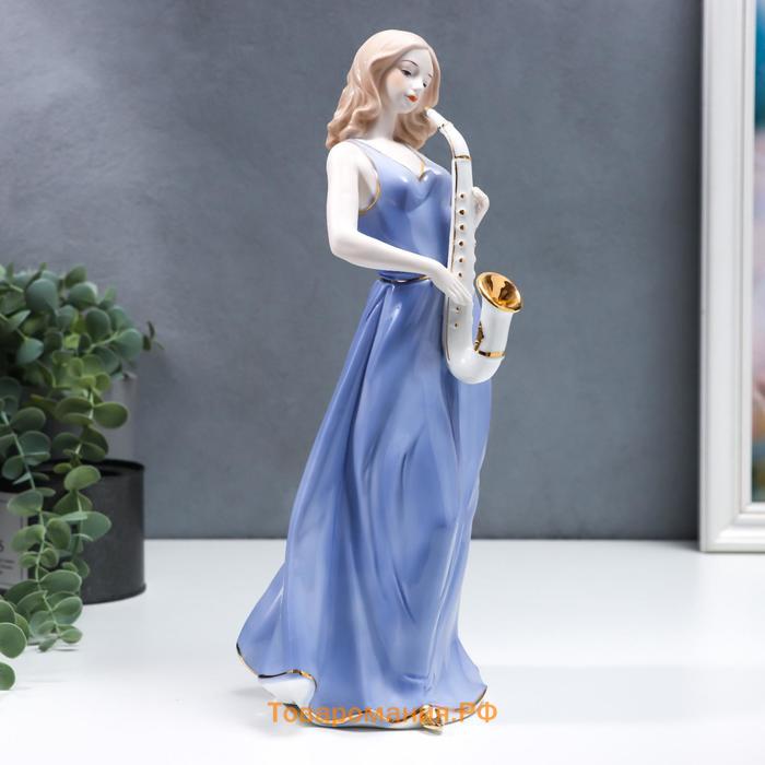 Сувенир керамика "Девушка в голубом сарафане, с саксафоном" 34 см