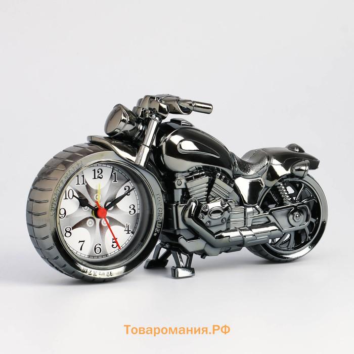 Часы - будильник настольные "Мотоцикл", дискретный ход, циферблат d-6.5 см, 22 х 12 см, АА