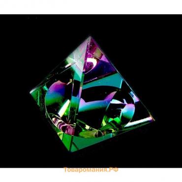 Сувенир стекло "Пирамида голография" 4х4х4 см