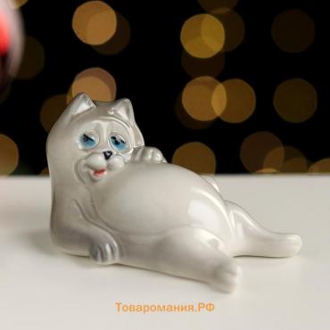 Сувенир "Кот ленивый" 4х4х7 см ,фарфор цвет МИКС